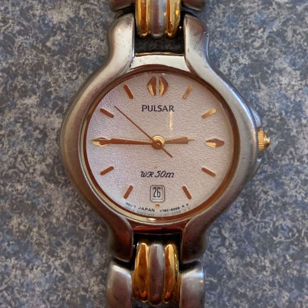 Pulsar Watch - Water Resistant 5Bar - Working - Picture 2 of 7
